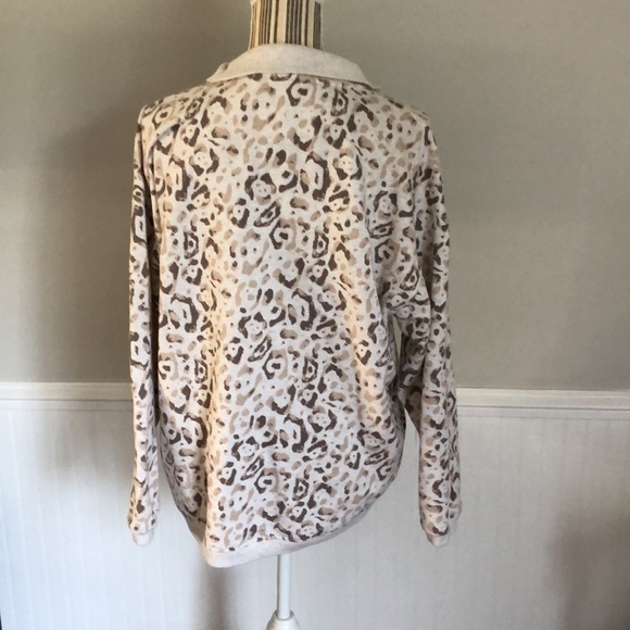 Aerie Printed Top Sweatshirt Size XSmall - Picture 3 of 6